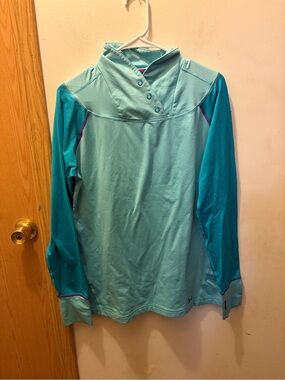 (XL) Under Armour top